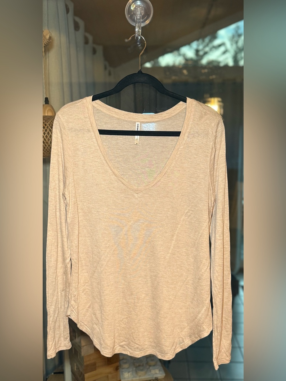 Tresics Light Beige V-Neck Long Sleeve Tee - Size Medium